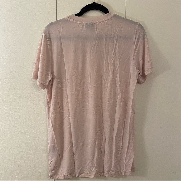 ✨5 FOR 35$✨ Pink SELECTED T-shirt - Picture 3 of 3